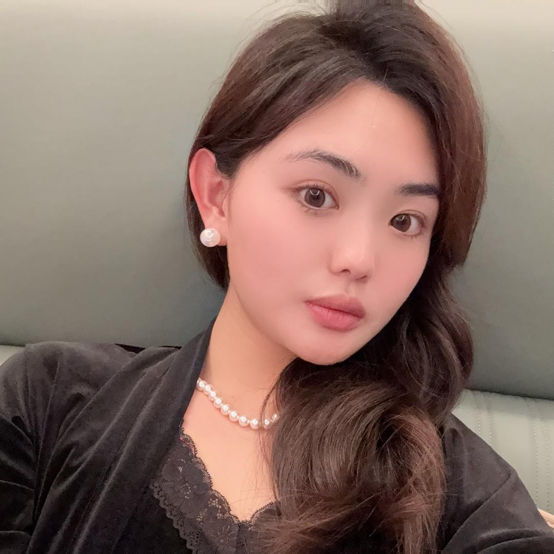 栀雅娜