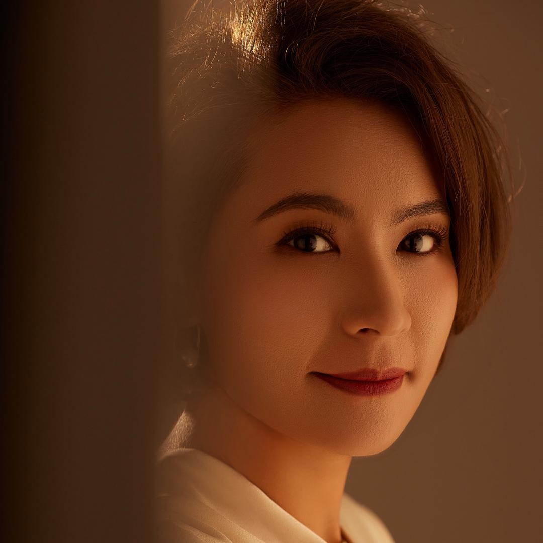 咨询师美丽ASLE心理