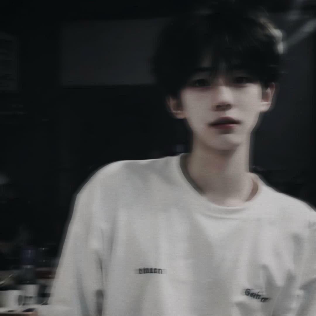 ℳ.秋绪