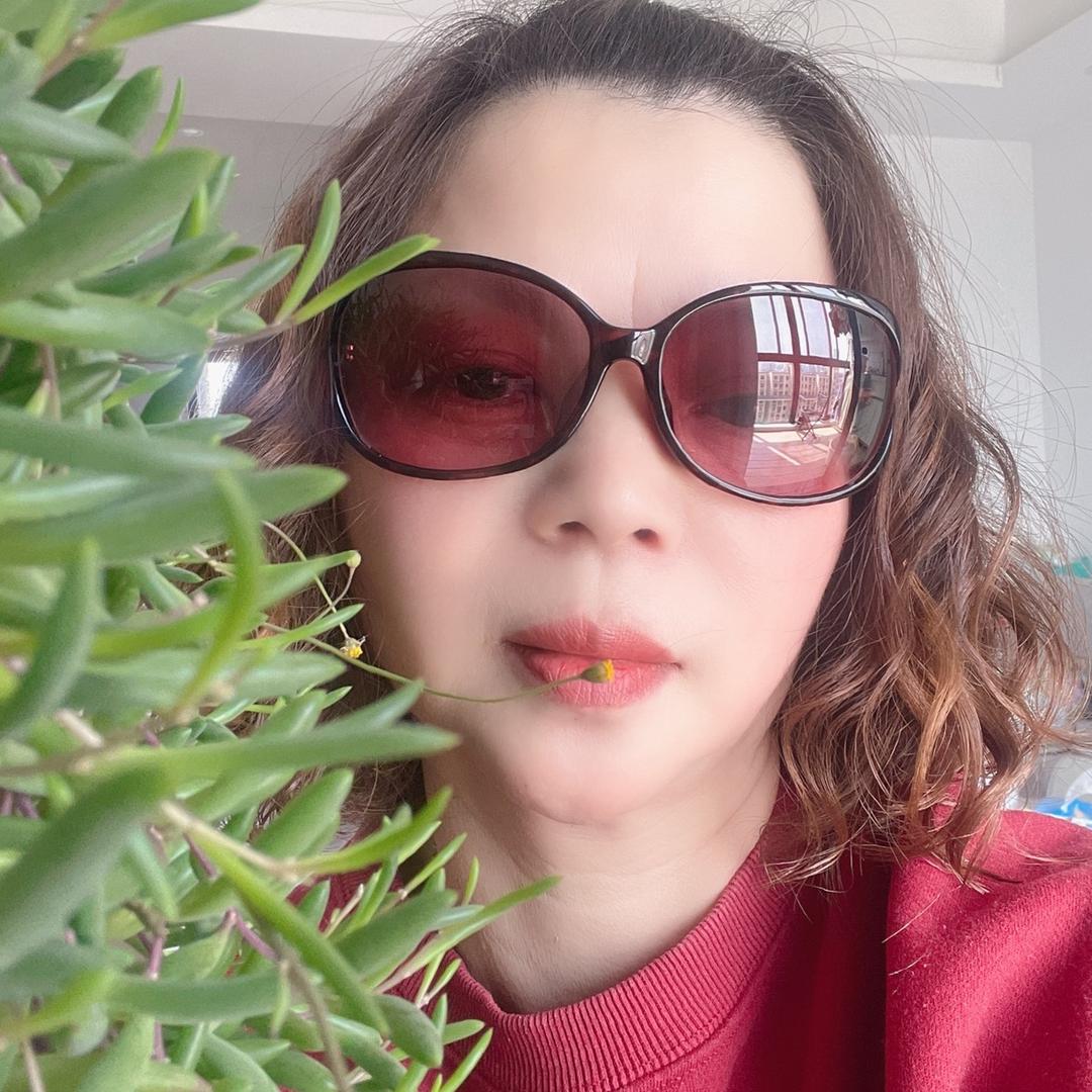 殷红英袜子线店