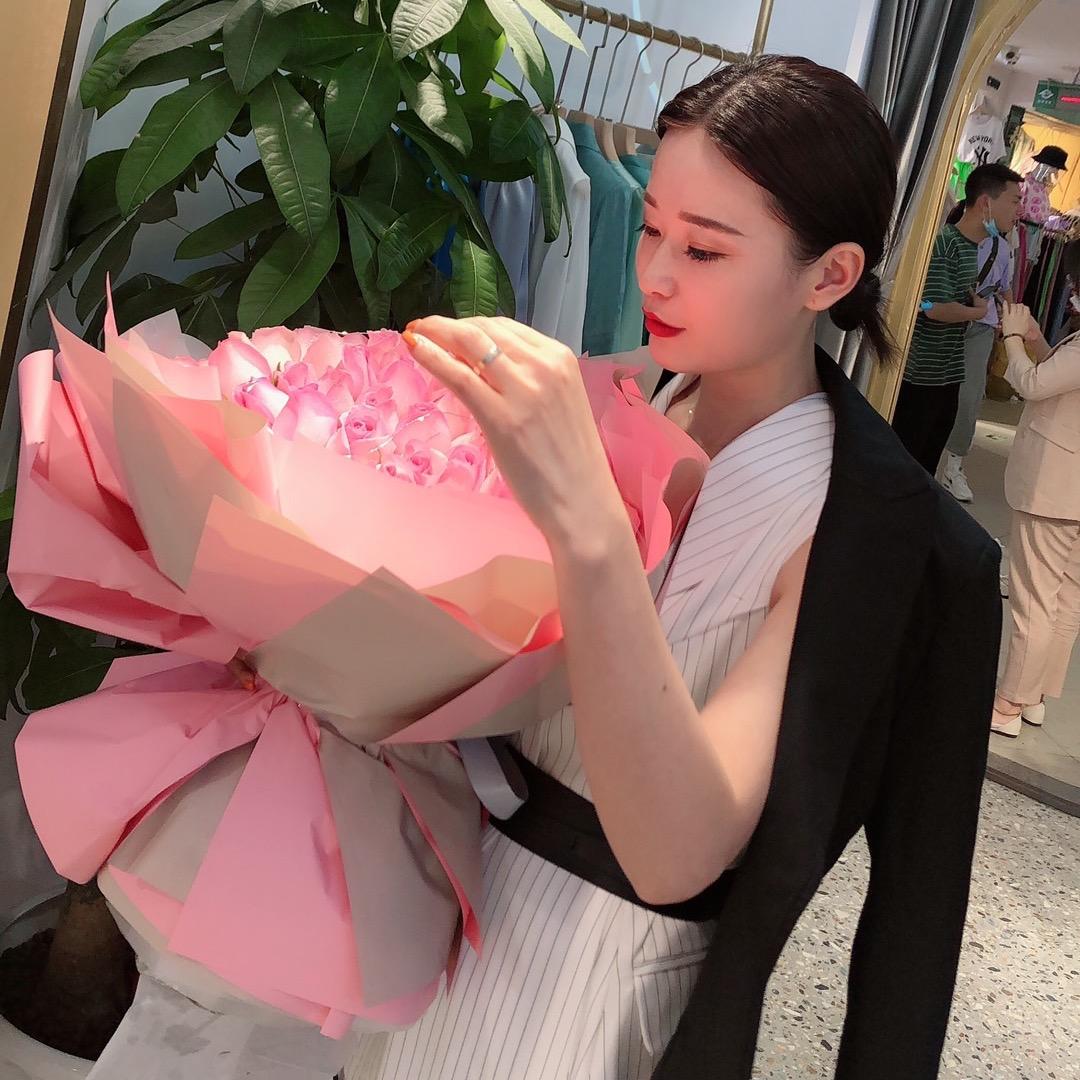 悦奢自产韩丝娜工厂店