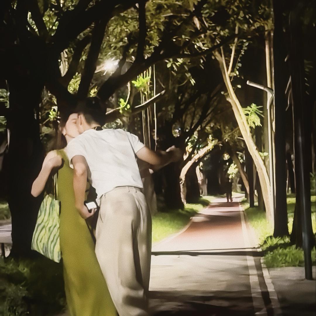 超级喜欢挺仔💕