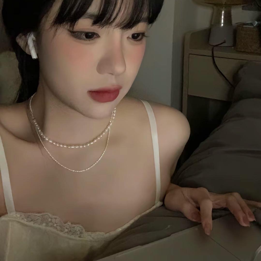 楚语苓_