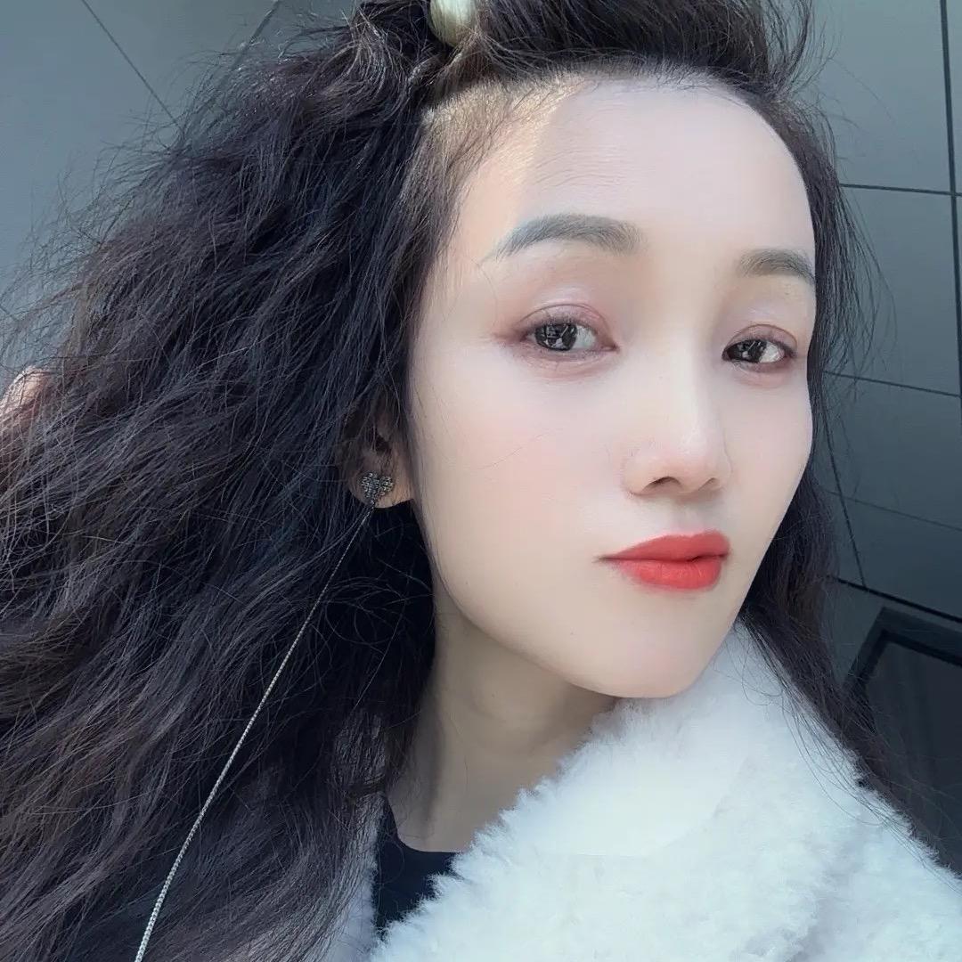 💄👄刘家三千金👗