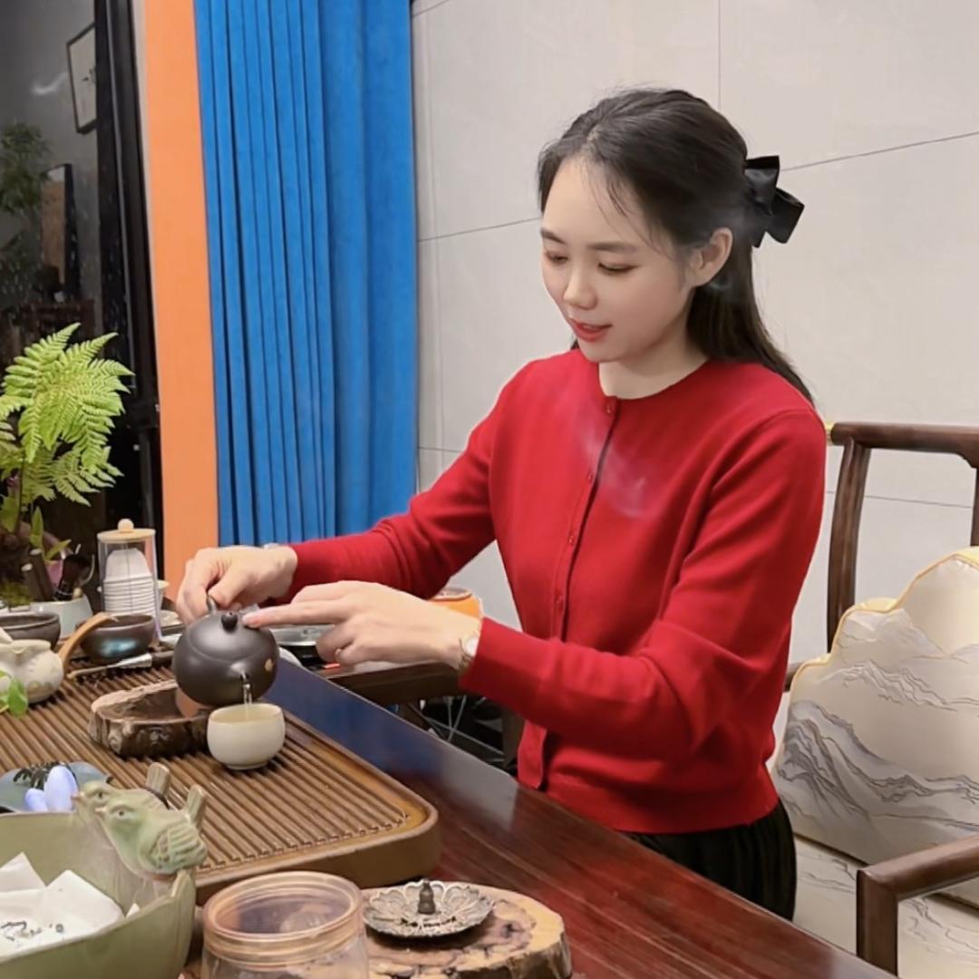 甄织澜工厂严选悦姐
