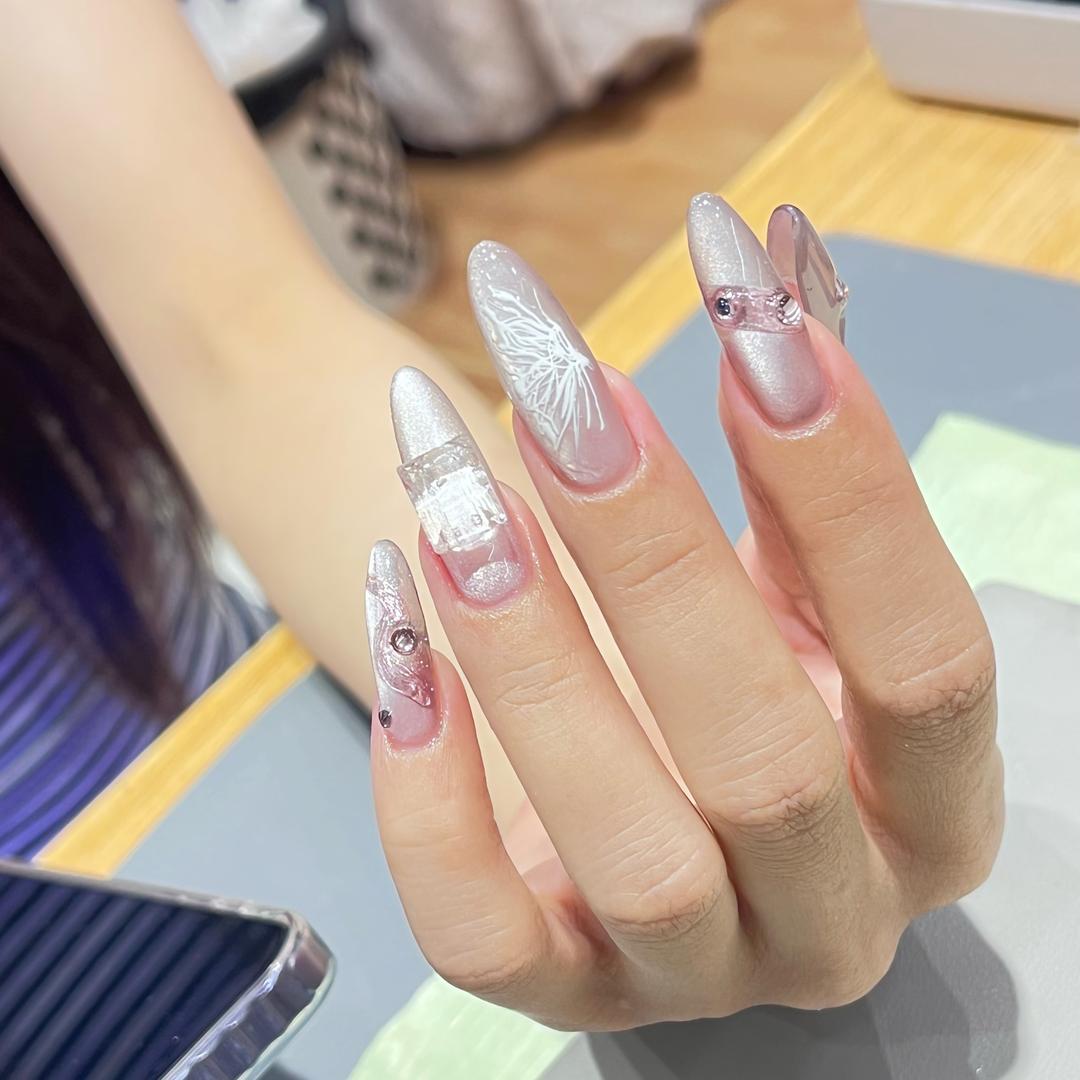 七月美甲美睫半永久（依顿酒店附近）