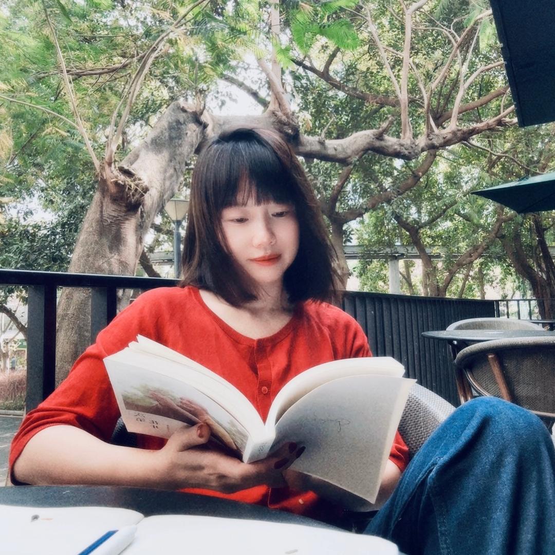 Iris Wang