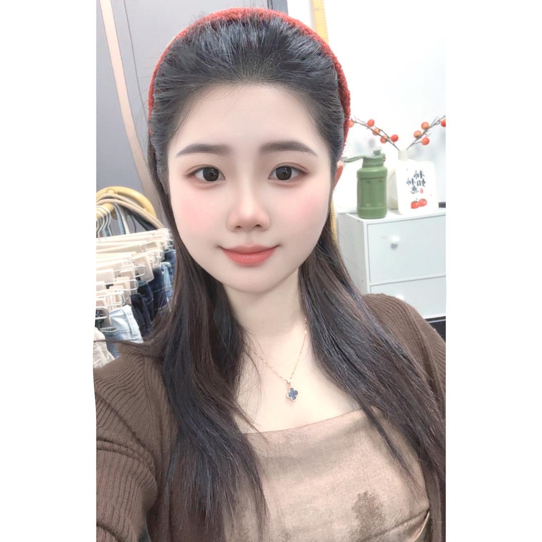 148彤彤微胖小个子女装