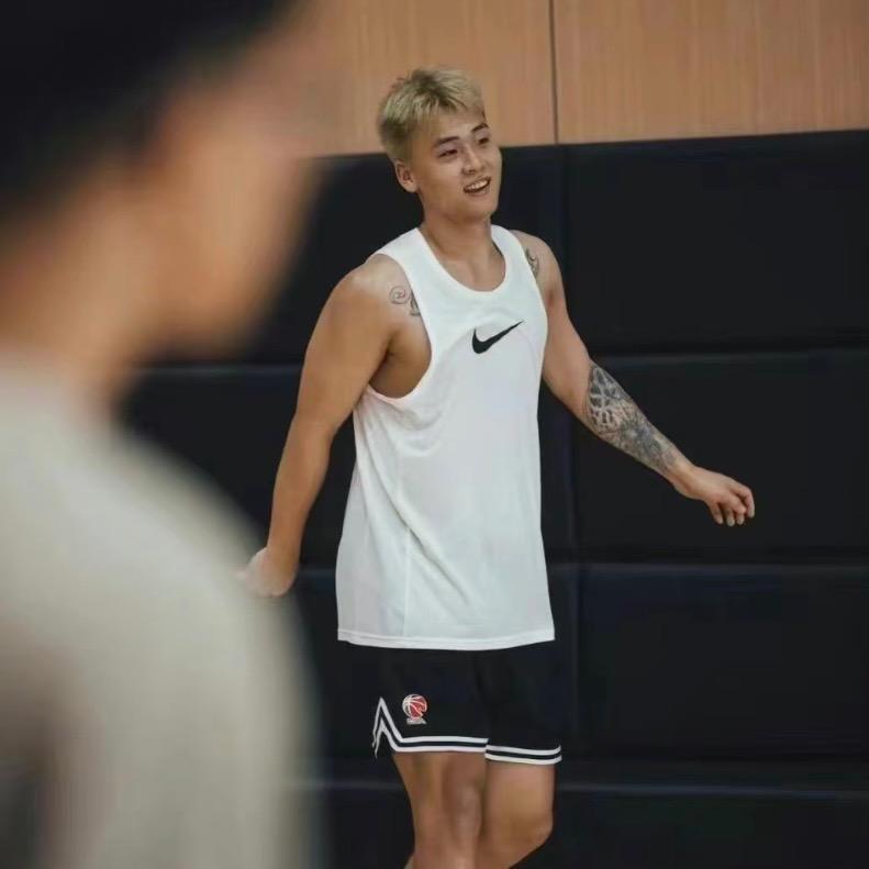 经常烦🫥