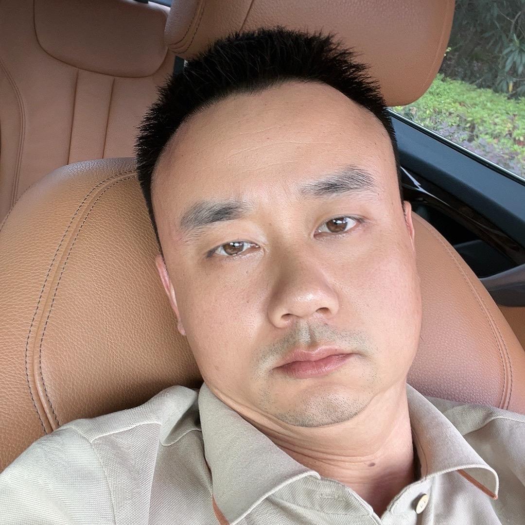 杨亮