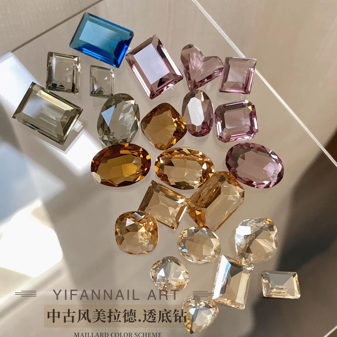狗哥狗弟美甲钻饰