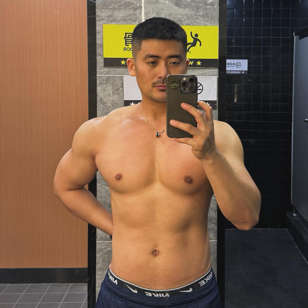 Joe灰灰