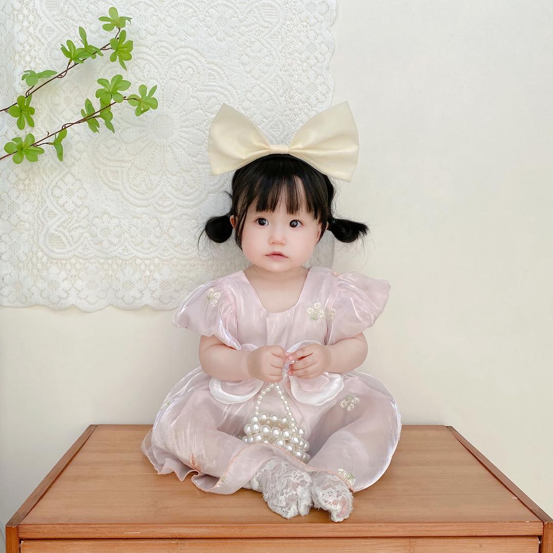 舞灵蝶婴童服饰