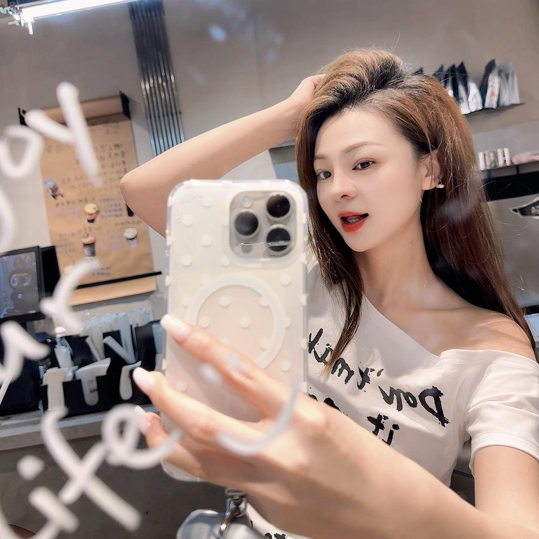 爱吃榴莲的阿莲呀