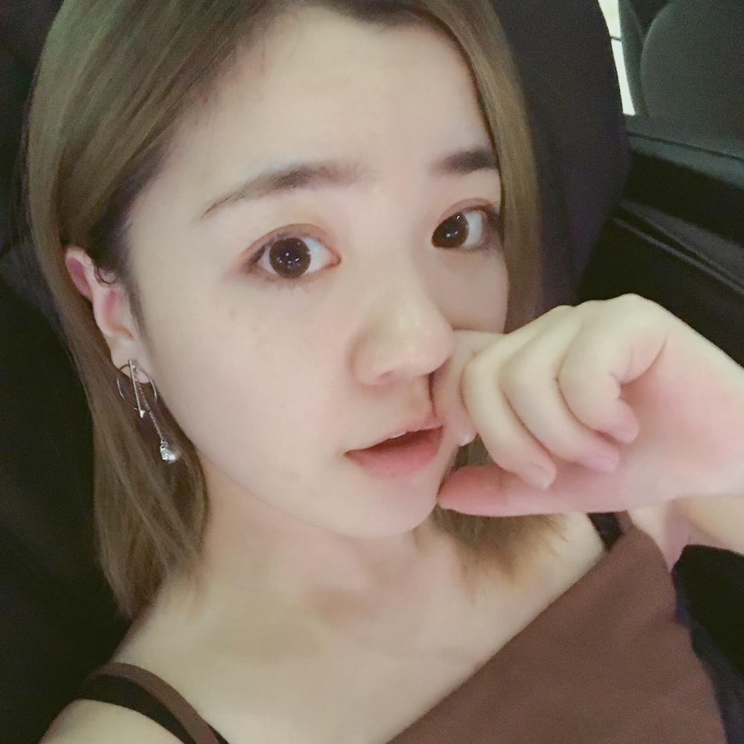 慕岑伊服饰