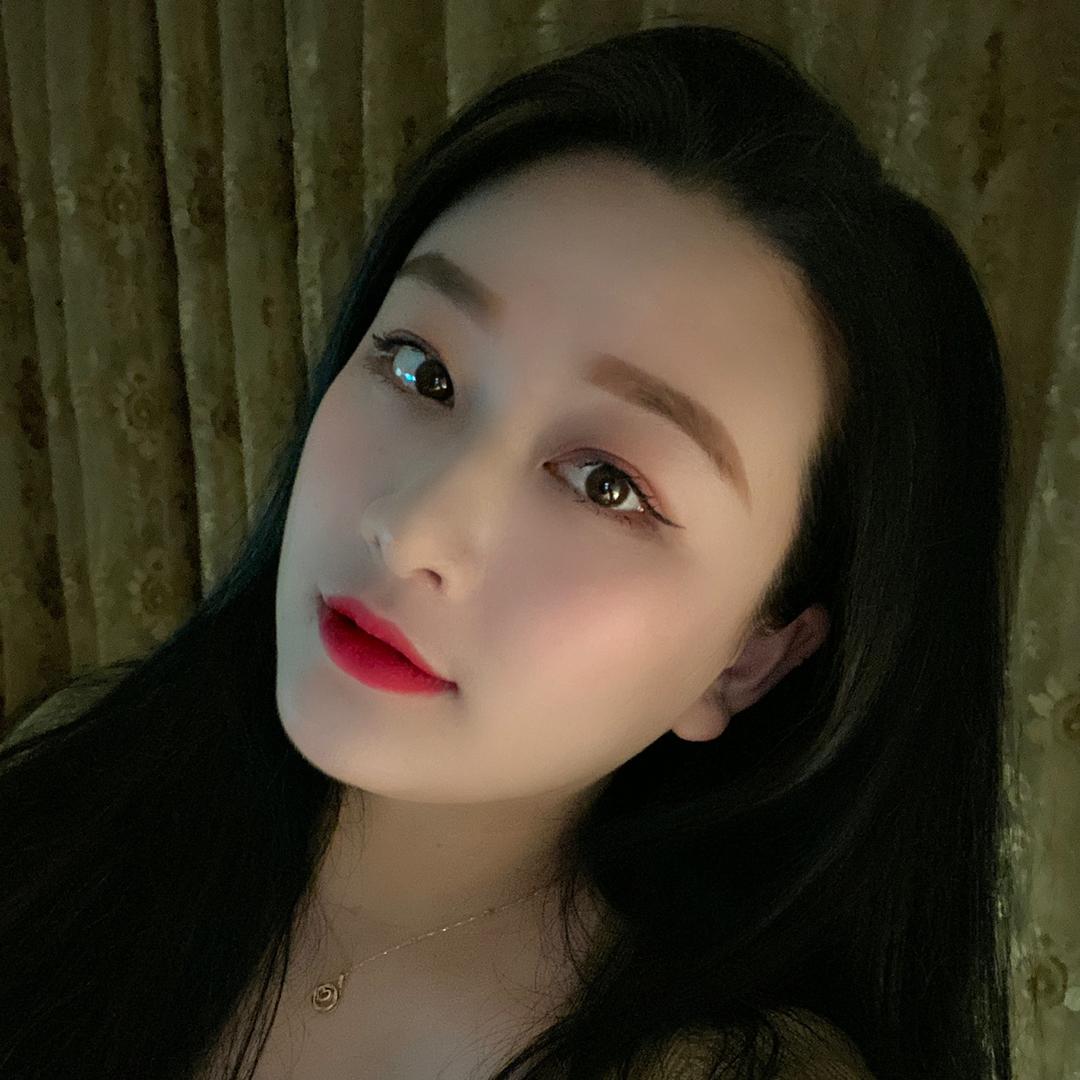 小艾🐬