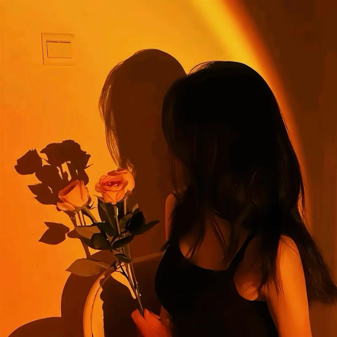周周.