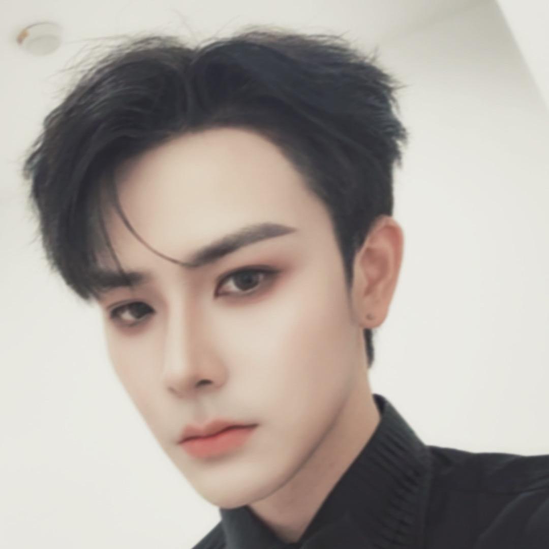 不知名的小C