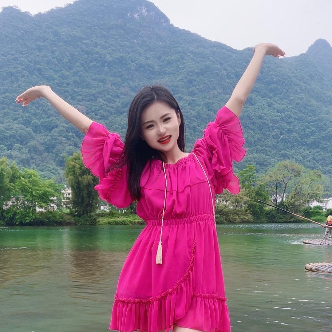 努力生活的小雷