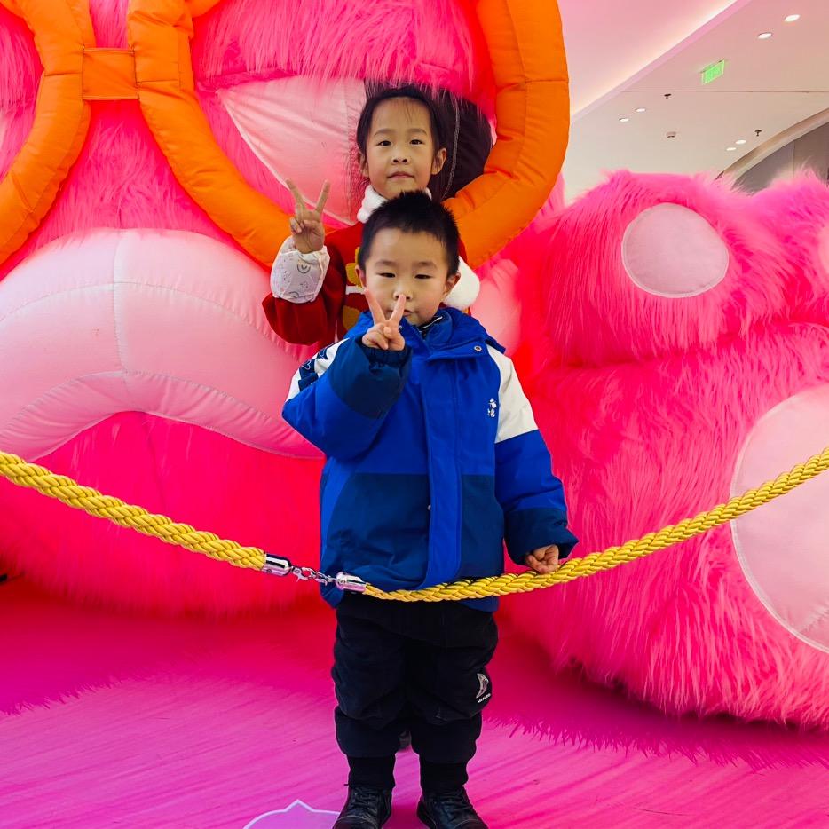 玥玥与果果妈妈