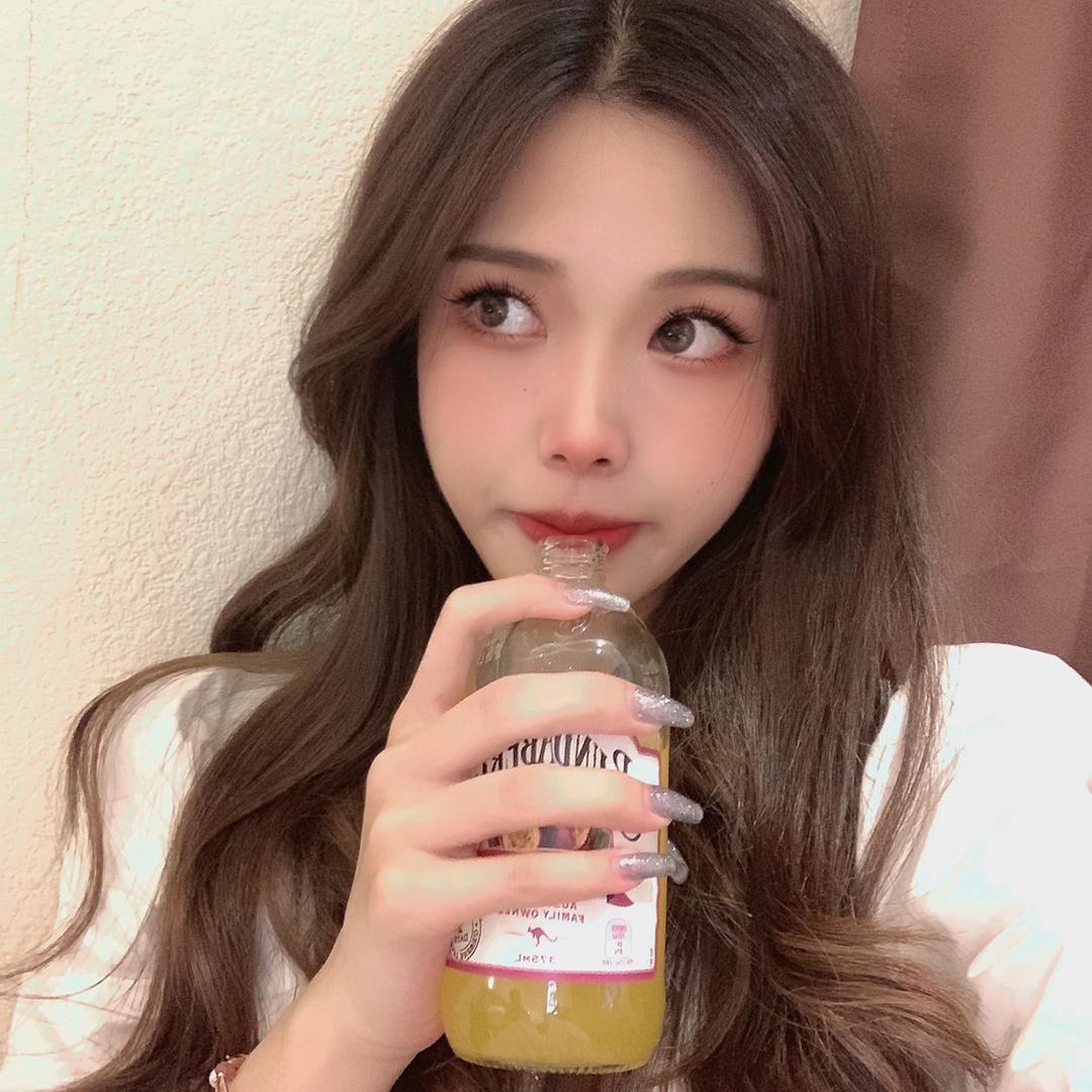 Momo默儿