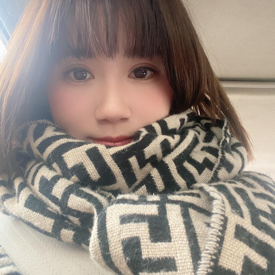 邱屋靓女（卖童装）