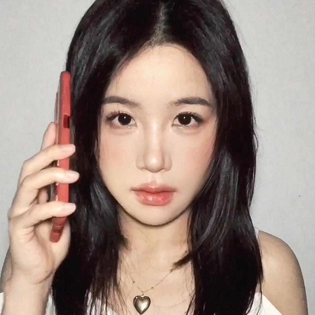 李浼浼