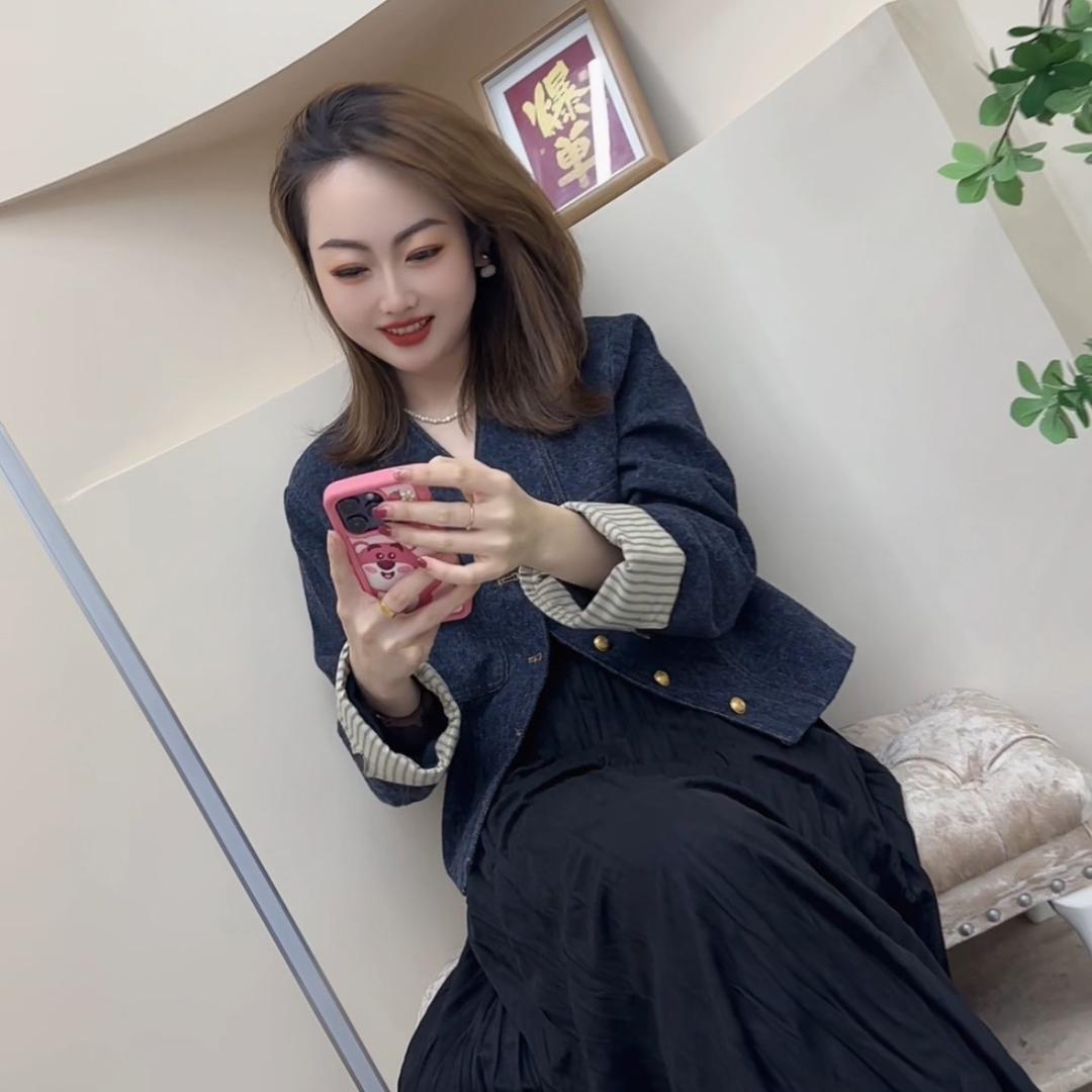 允小姐女装