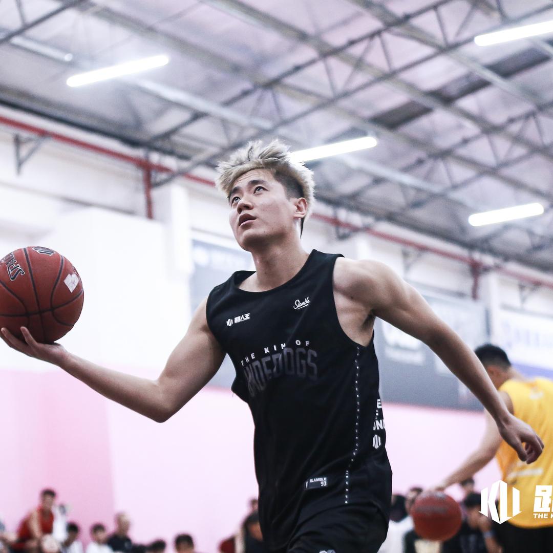 岳泽开🏀