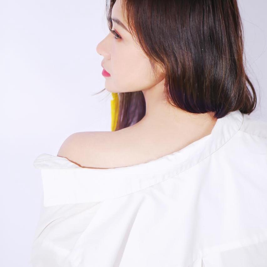 阿  娇，
