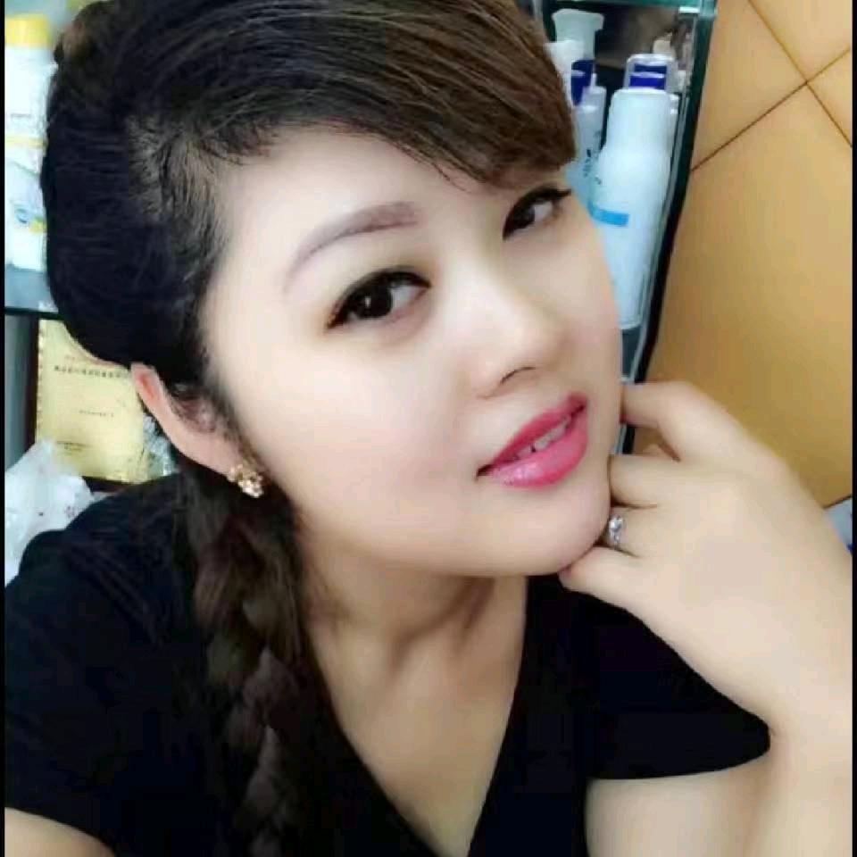 小  芳