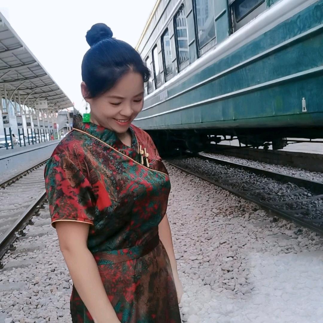 @滕芷