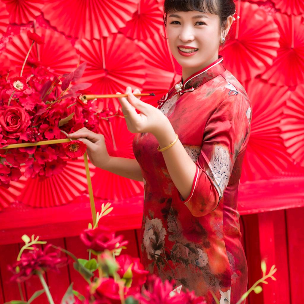 潘素文