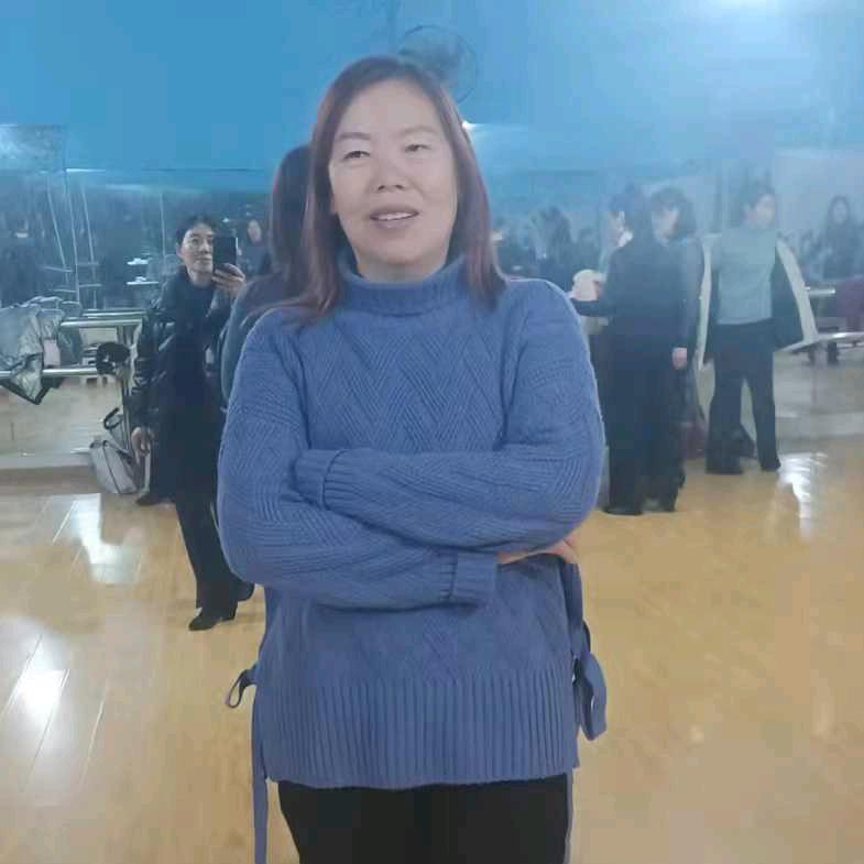 我是小周姐姐，六八年的猴子，拒绝私聊。