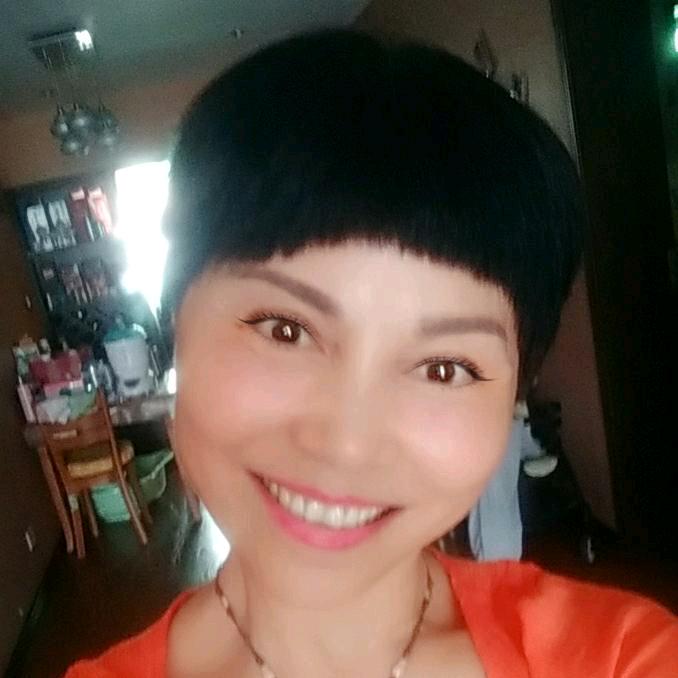 秋萍