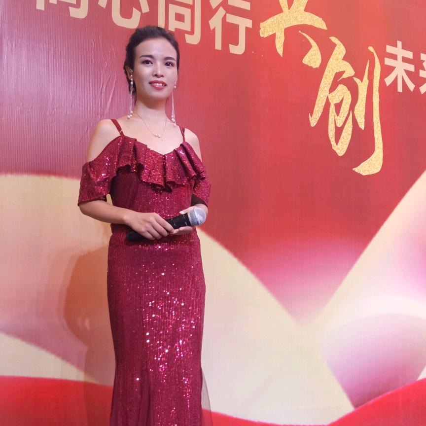 富顺何莉幸福公馆婚礼馆收徒