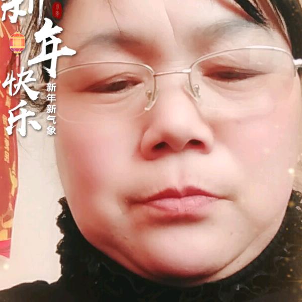 阳光下的小草