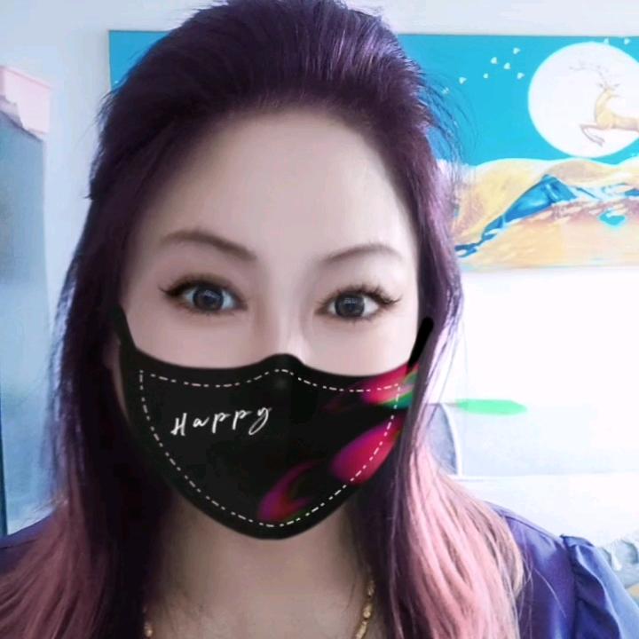 华