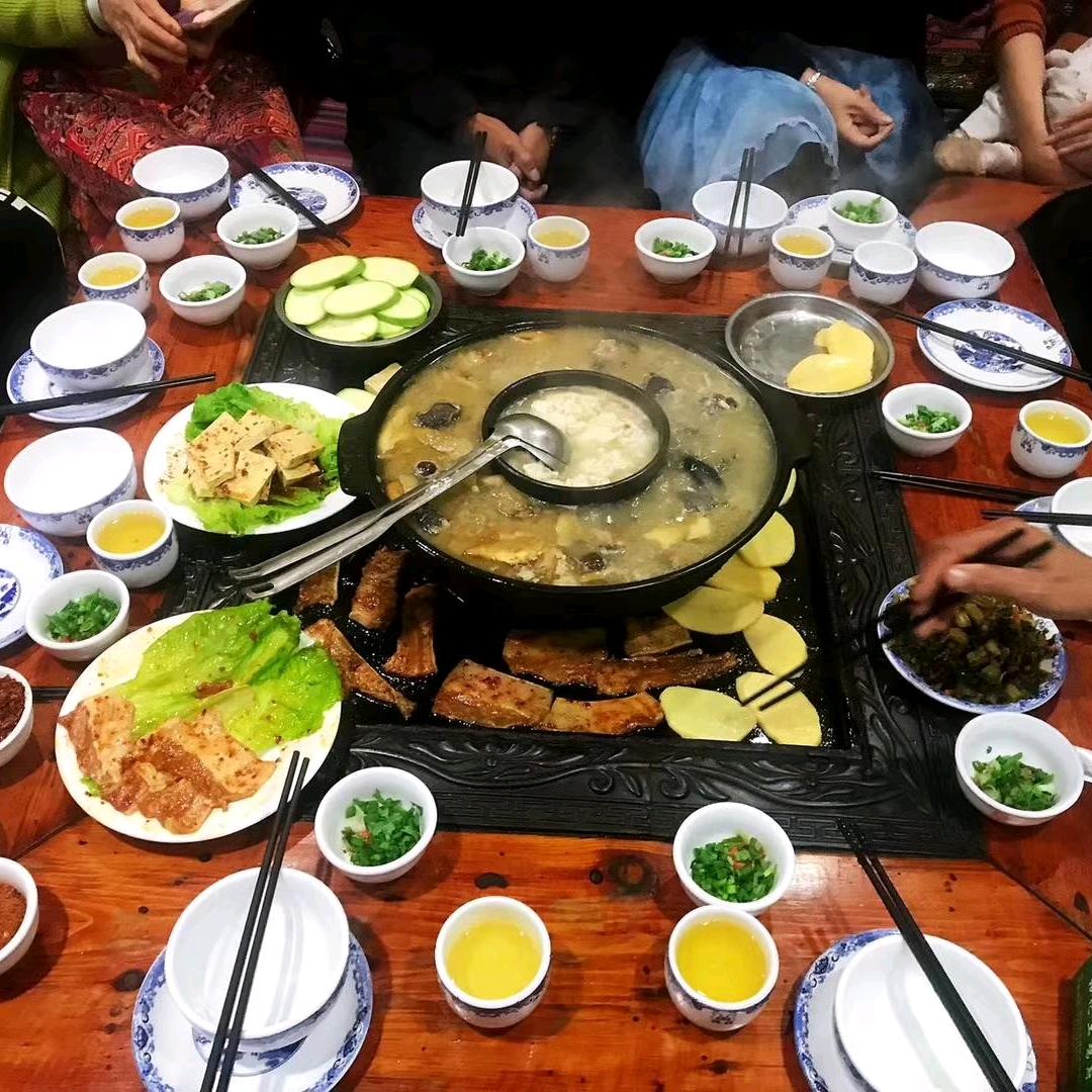 丽江.和记土鸡府