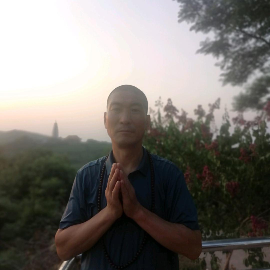 莲花山  胡大师