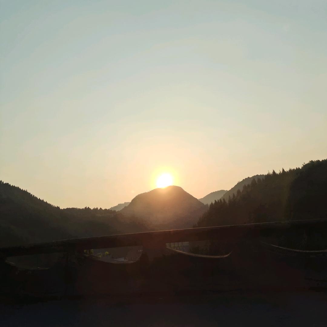 光…
