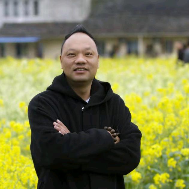 请叫我黑哥