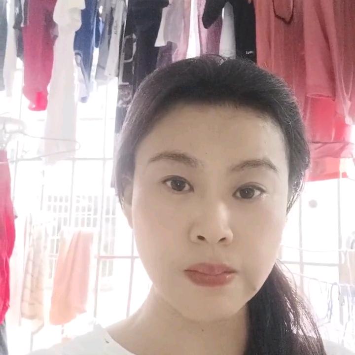 蓝天，