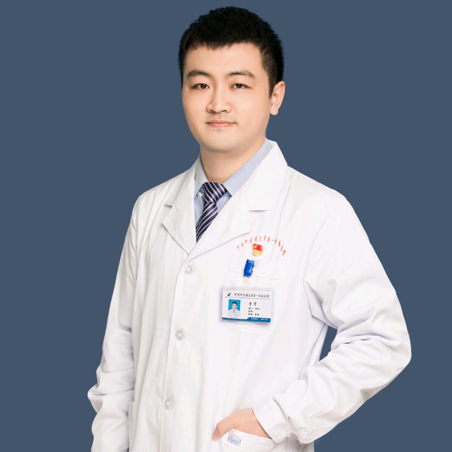 李霄