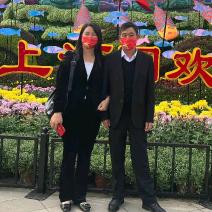 一个苦命的女人把孩子养大不容易