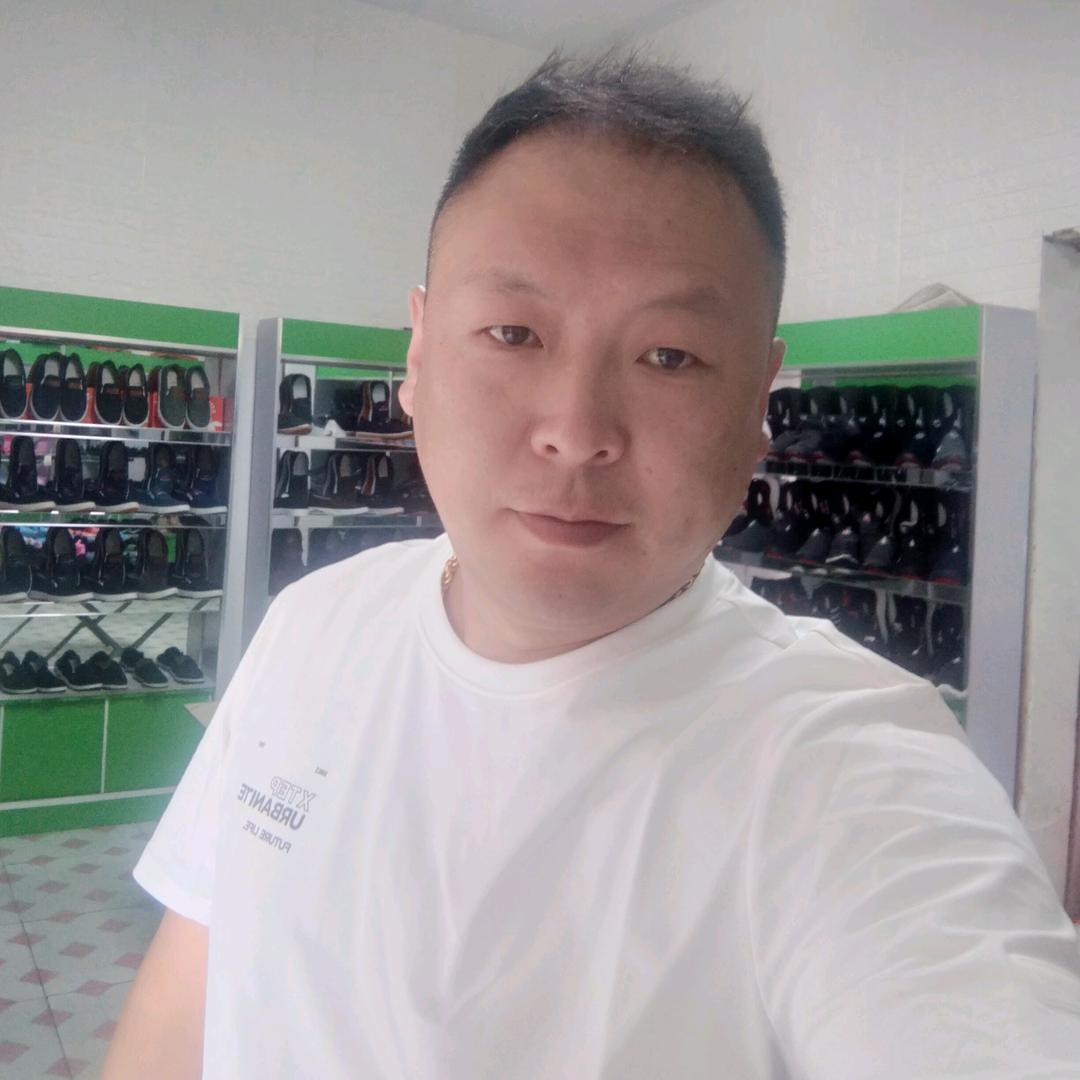 阿亮萍萍姐鞋业
