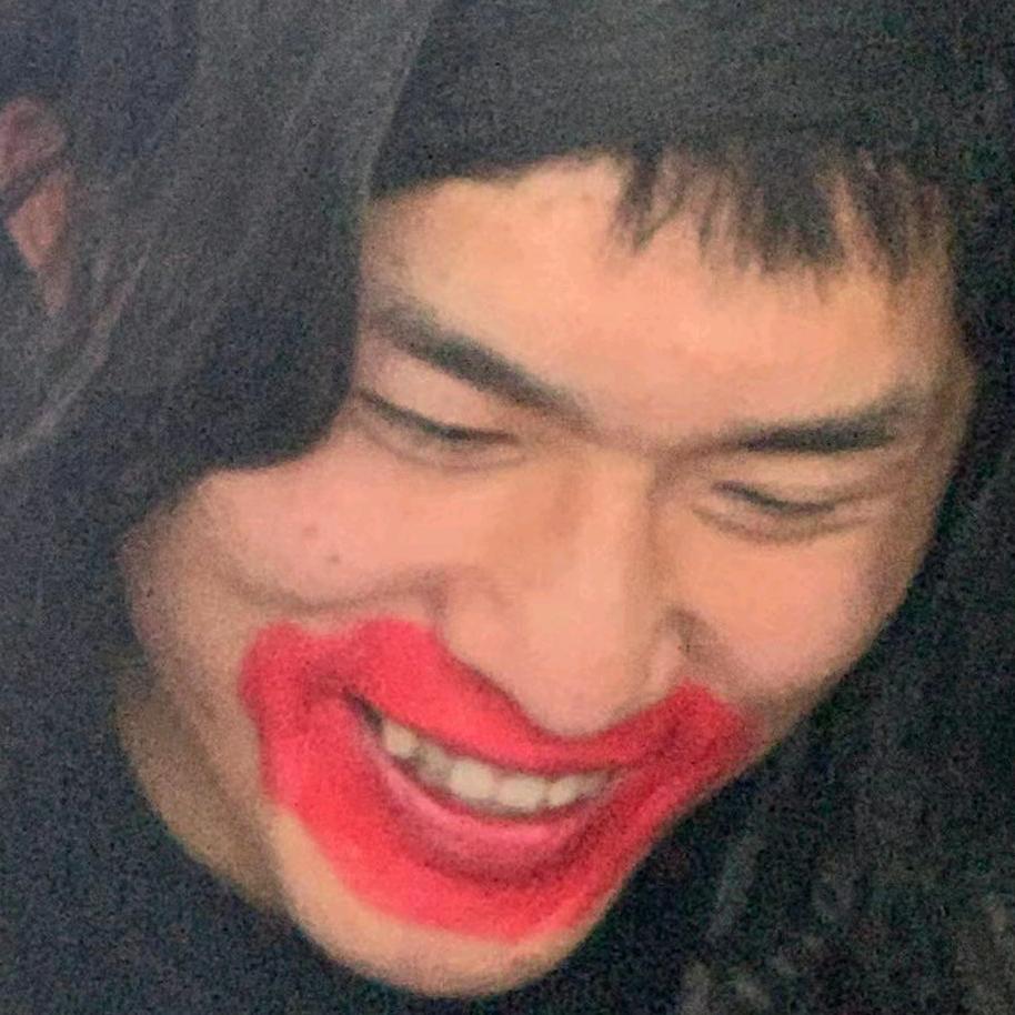 爱喝水的小黄🏊🏻