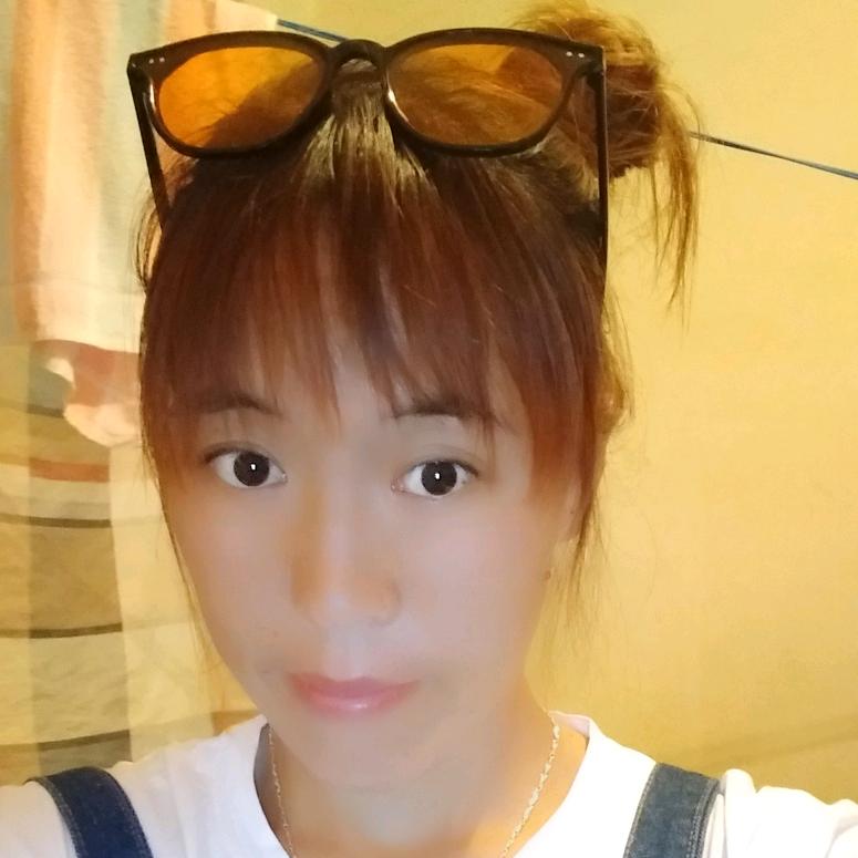 情嫒 ✧٩(ˊωˋ*)و✧  (*^▽^