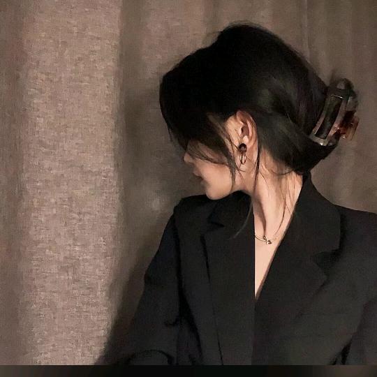 王英