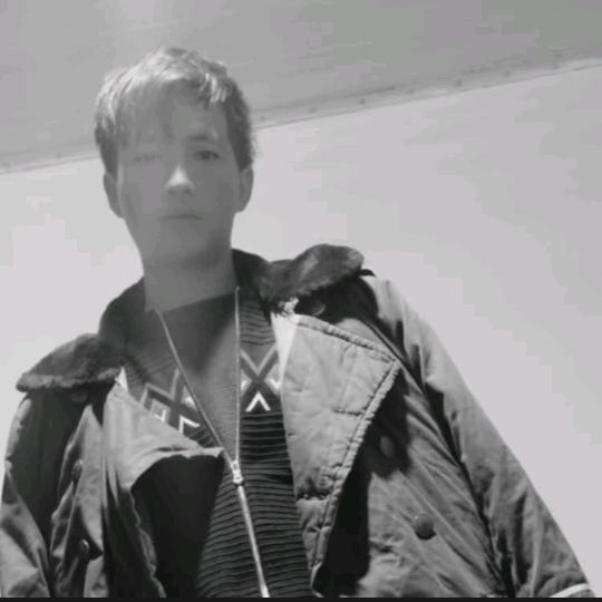 捌佰